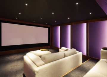 What Are the Advantages of a Home Theatre?